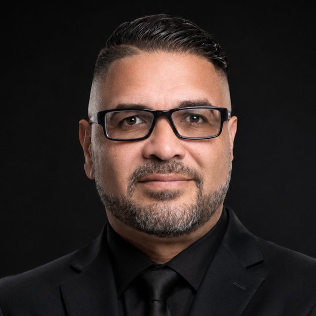Michael Cruz